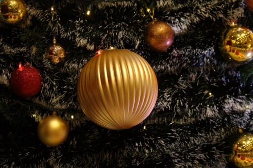 Brighten Your Home with Beautiful Christmas Wreaths